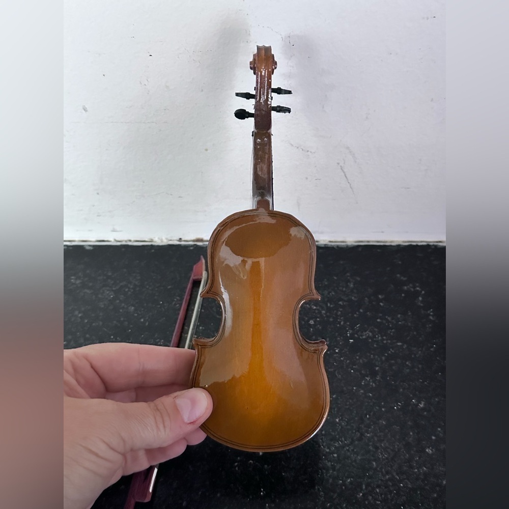 Vintage Miniature Decoration Violin in Case 2.5” X7” - Picture 5 of 6